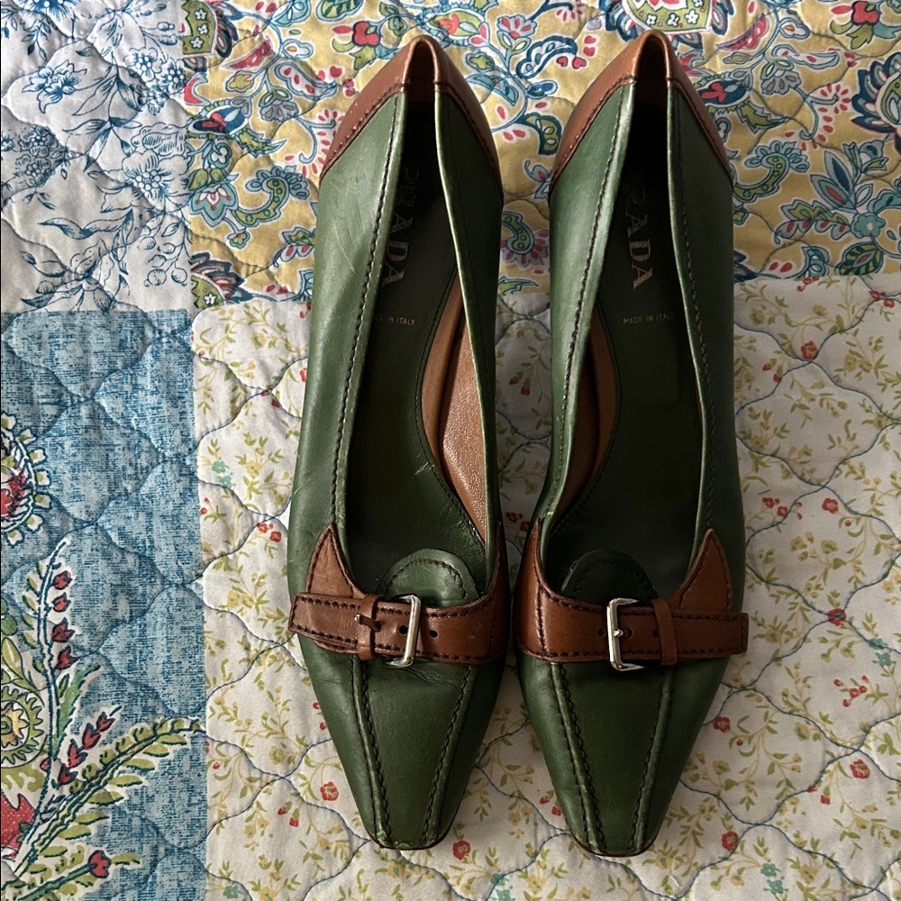 Prada Green and Tan Heeled Shoes